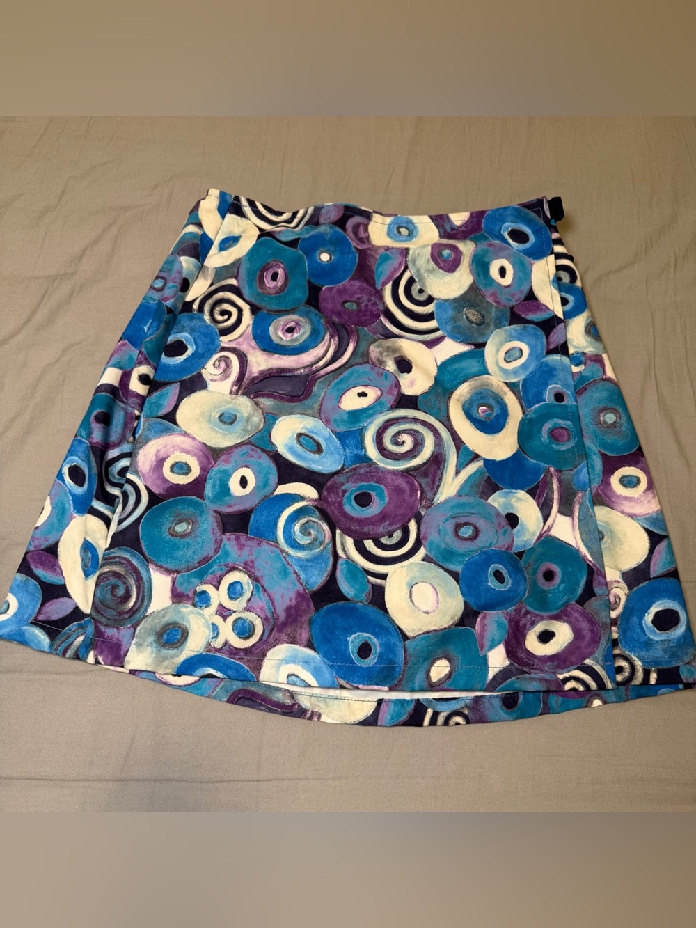 Trek women’s nylon built in shorts cycling skort. Medium